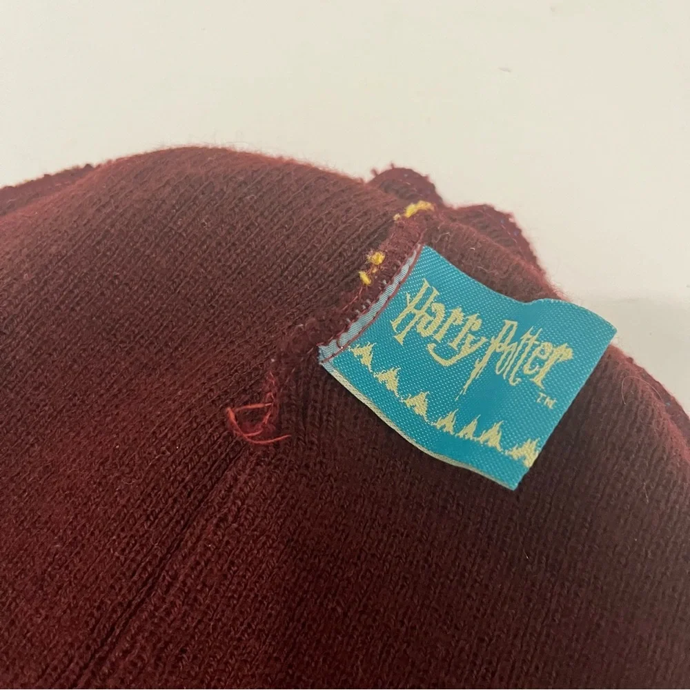 Harry Potter Gryffindor House Crest Striped Knit Cuff Beanie Hat Cap One Size